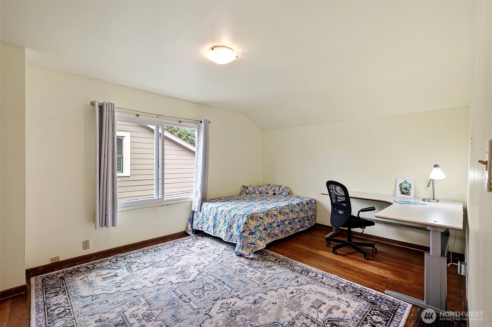 5020 7th Avenue NE Seattle WA 98105