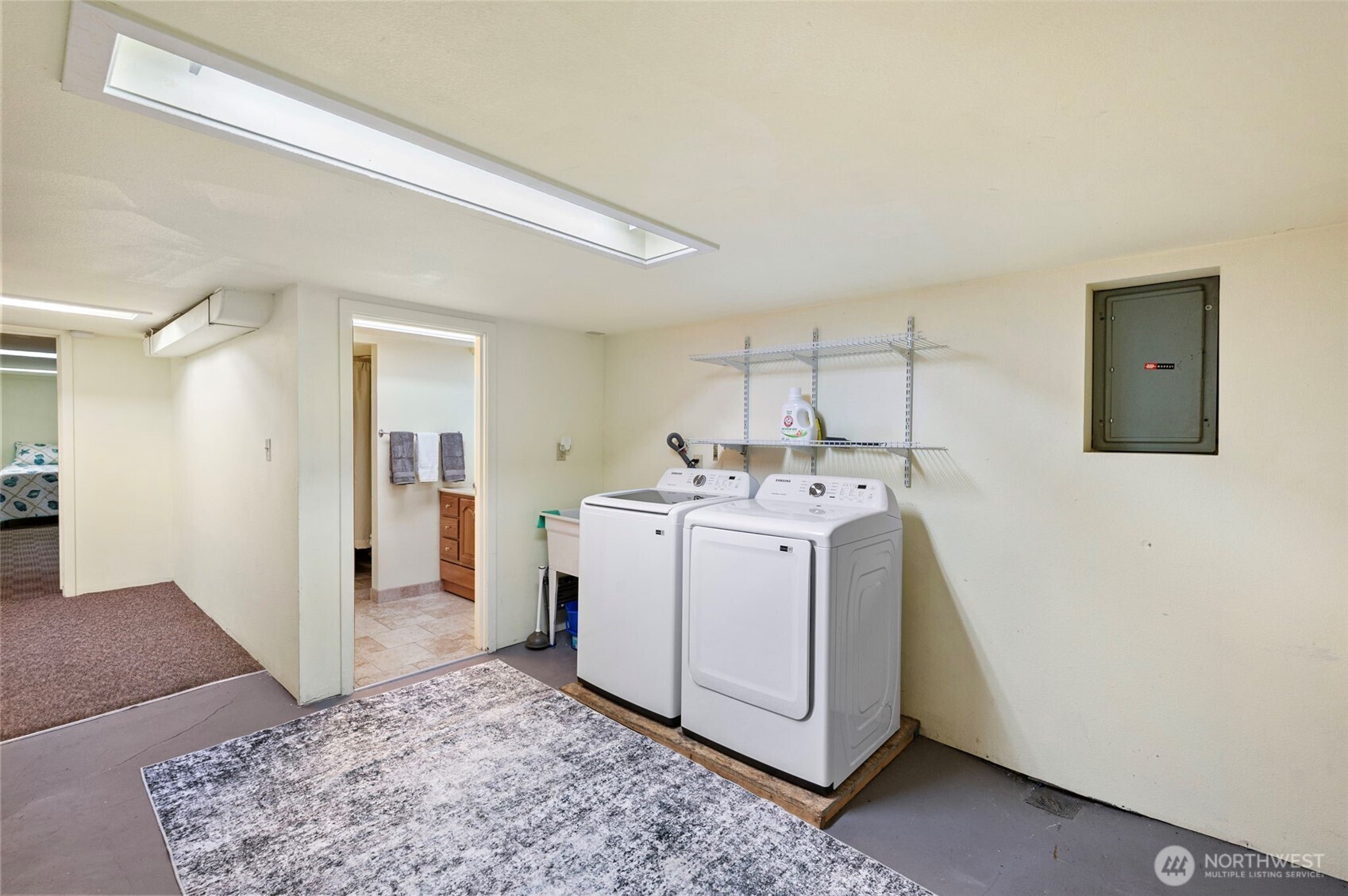 5020 7th Avenue NE Seattle WA 98105