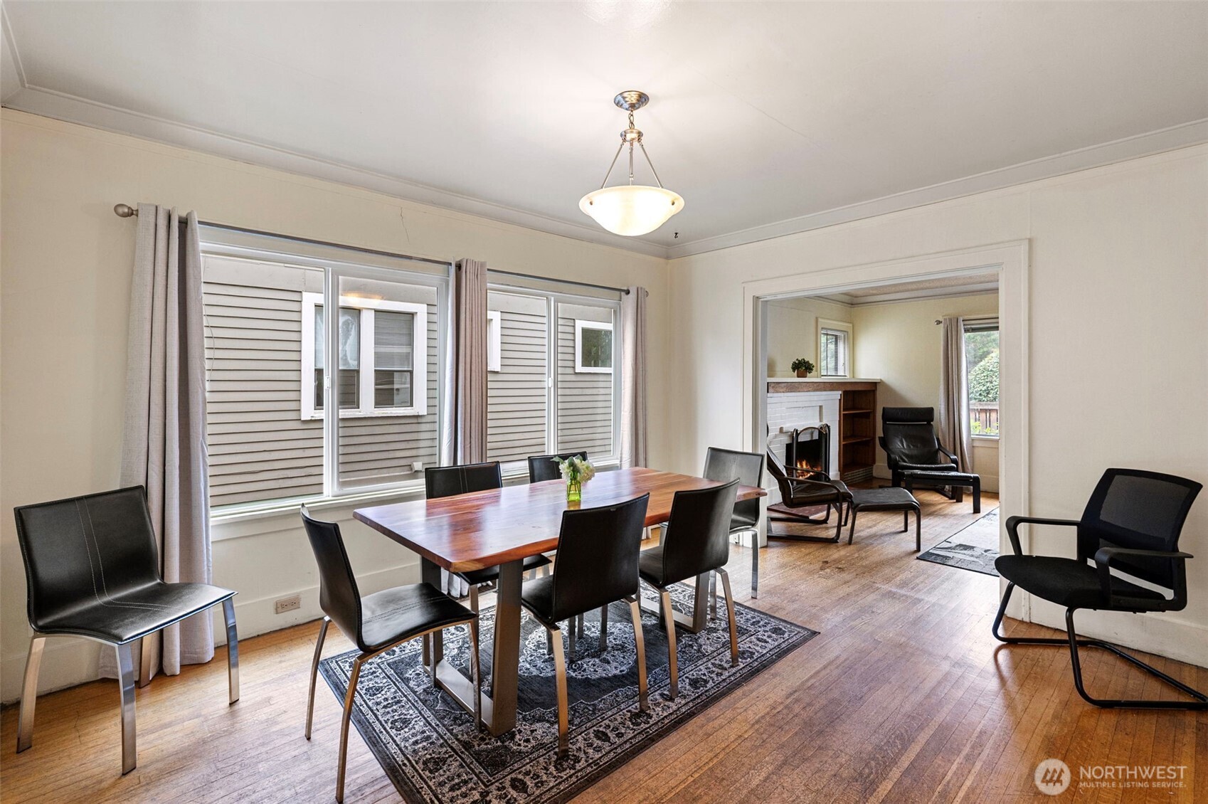 5020 7th Avenue NE Seattle WA 98105