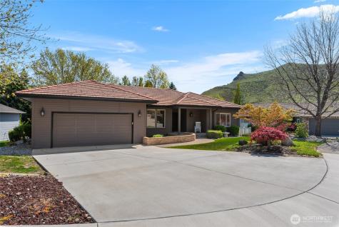 2013 Linville Drive Wenatchee WA 98801