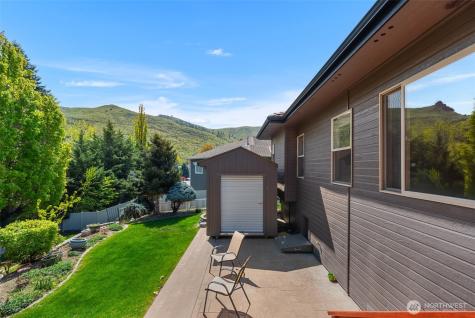 2013 Linville Drive Wenatchee WA 98801