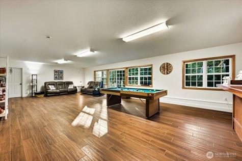 12811 Kapowsin Highlands Drive E Graham WA 98338