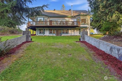 12811 Kapowsin Highlands Drive E Graham WA 98338