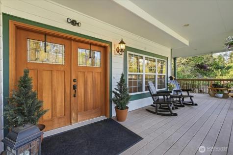 12811 Kapowsin Highlands Drive E Graham WA 98338