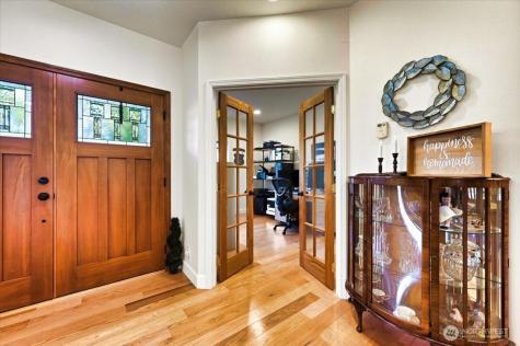 12811 Kapowsin Highlands Drive E Graham WA 98338