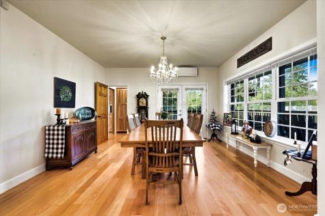 12811 Kapowsin Highlands Drive E Graham WA 98338