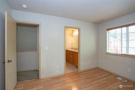 11525 7th Avenue Court E Tacoma WA 98445