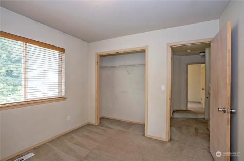 11525 7th Avenue Court E Tacoma WA 98445