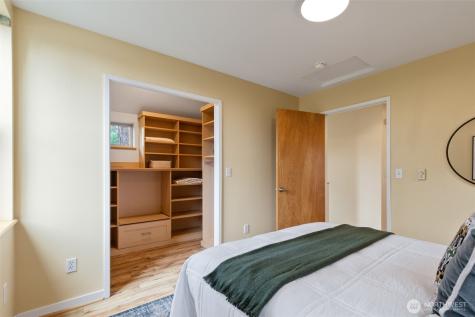 20215 15th Avenue NW Shoreline WA 98177