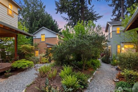 20215 15th Avenue NW Shoreline WA 98177