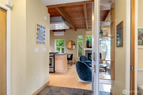 20215 15th Avenue NW Shoreline WA 98177