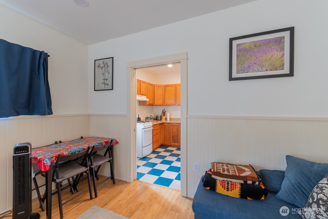 63 E Arnette Road Port Angeles WA 98362