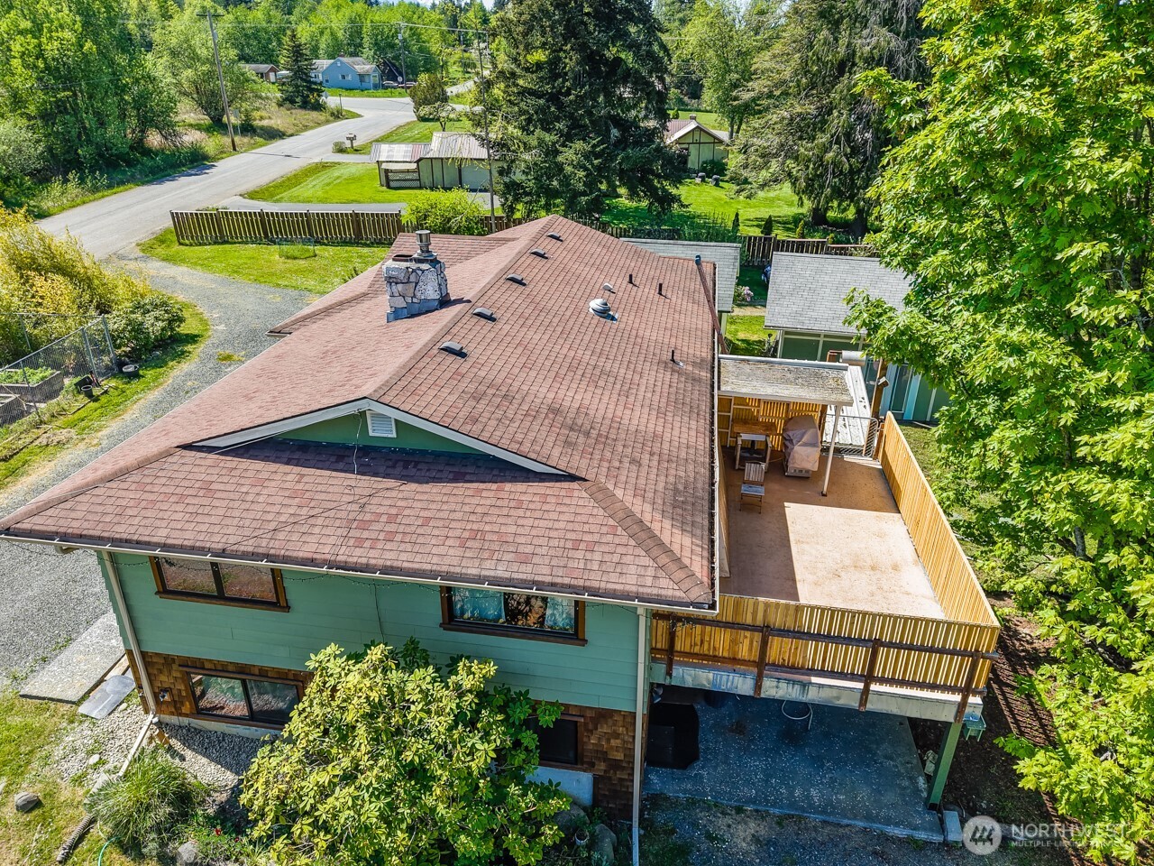 63 E Arnette Road Port Angeles WA 98362