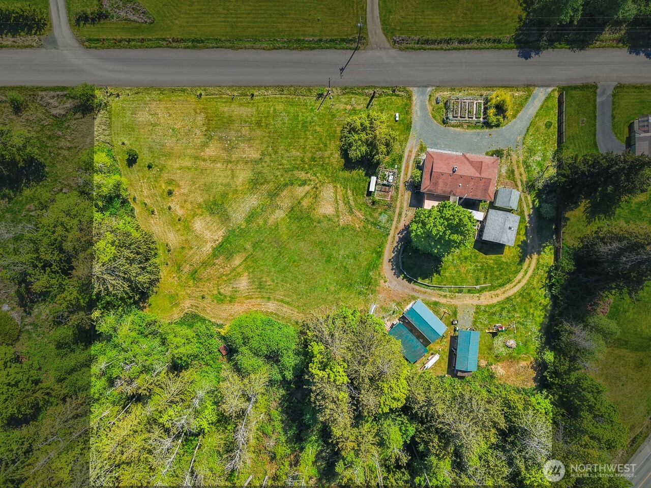 63 E Arnette Road Port Angeles WA 98362