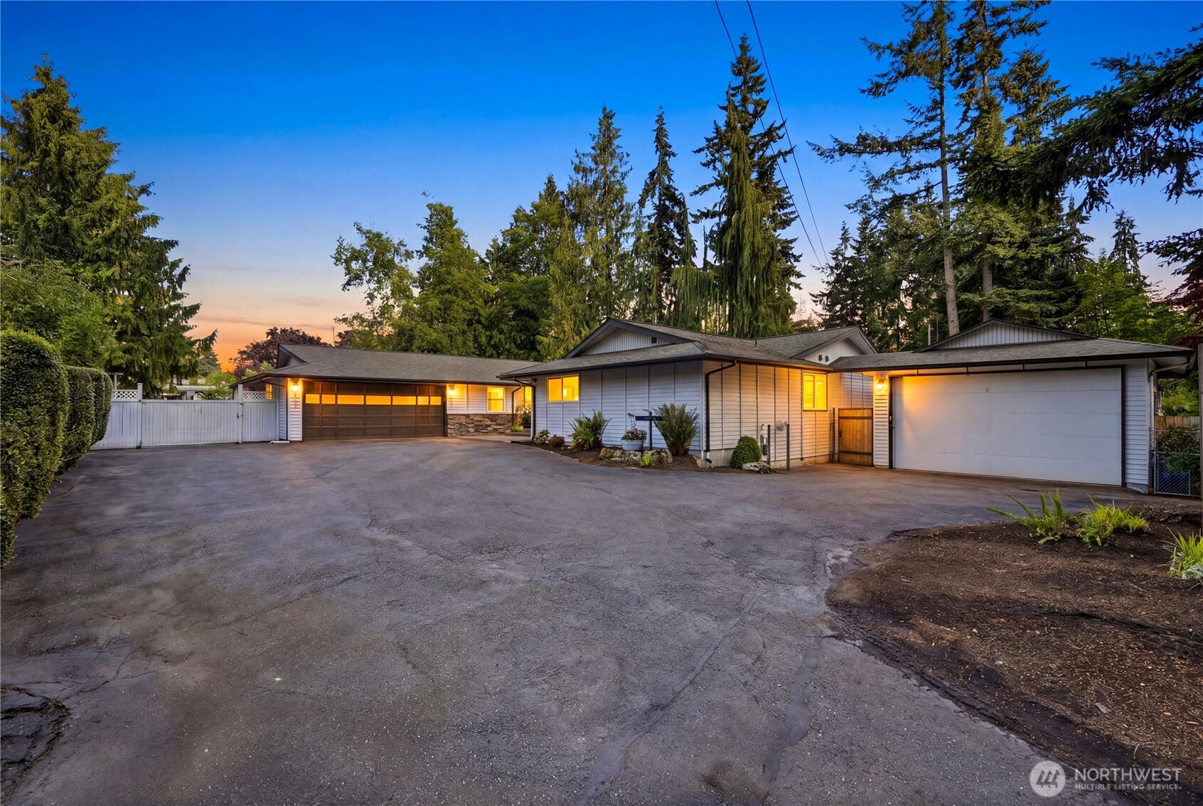 19319 76th Avenue W Lynnwood WA 98036