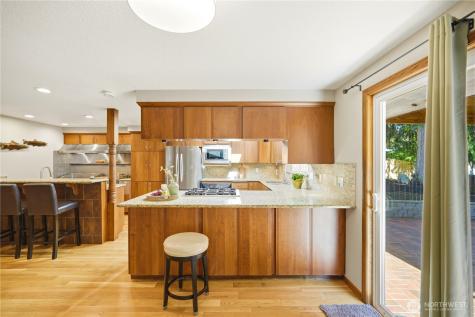 19319 76th Avenue W Lynnwood WA 98036