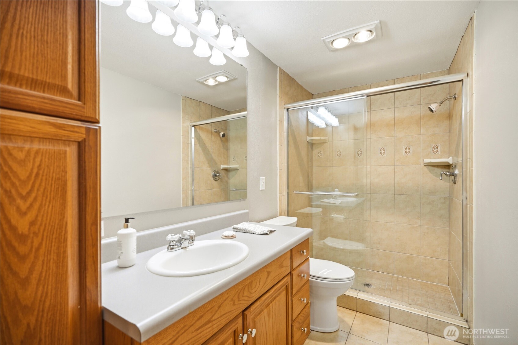 19319 76th Avenue W Lynnwood WA 98036