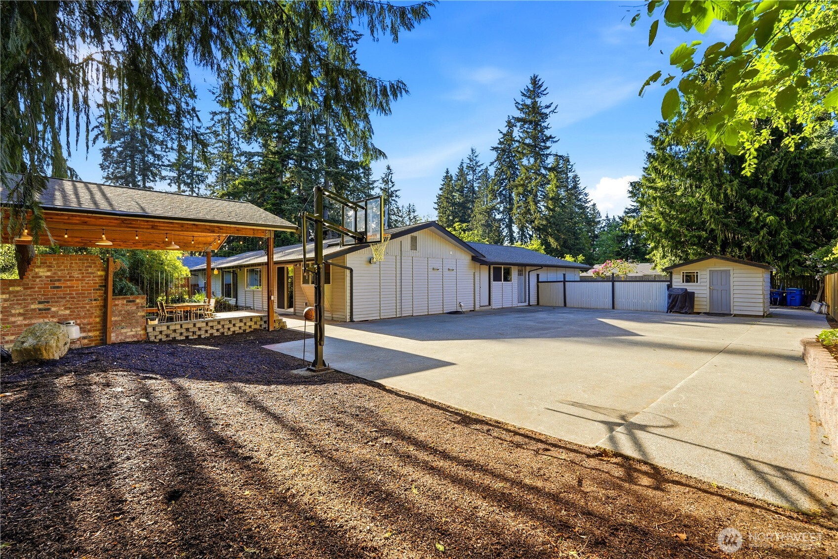 19319 76th Avenue W Lynnwood WA 98036
