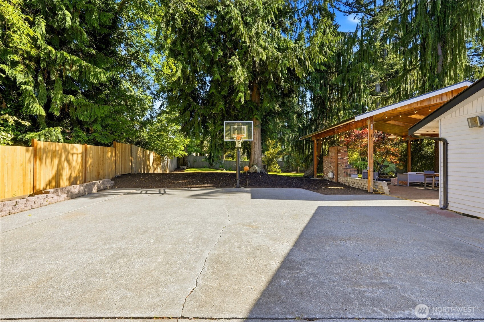 19319 76th Avenue W Lynnwood WA 98036