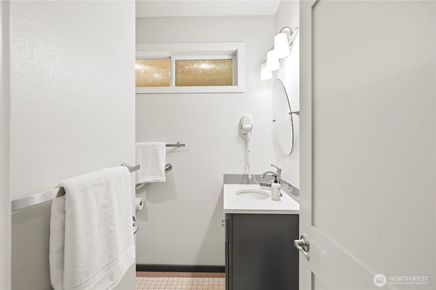 19319 76th Avenue W Lynnwood WA 98036