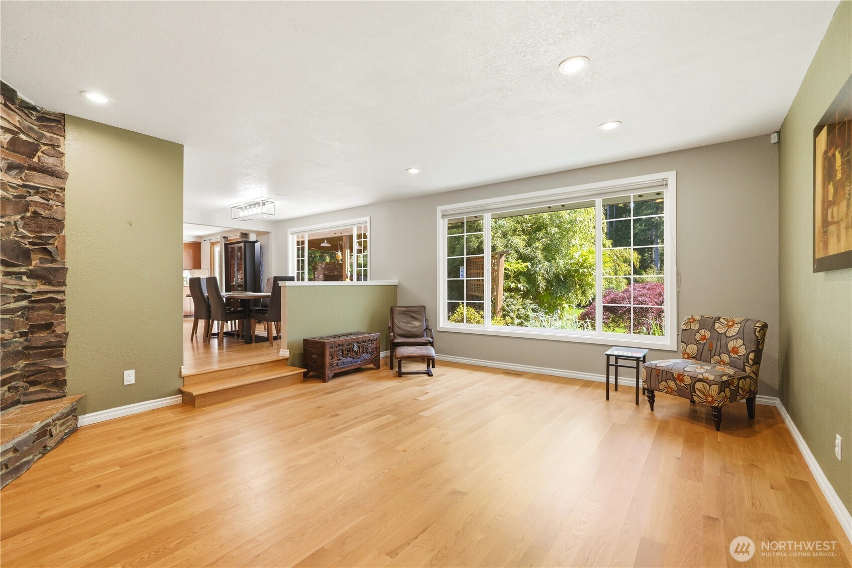 19319 76th Avenue W Lynnwood WA 98036