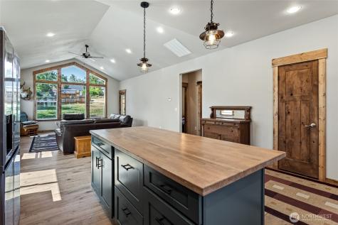 91 Twin Lakes Road Cle Elum WA 98922