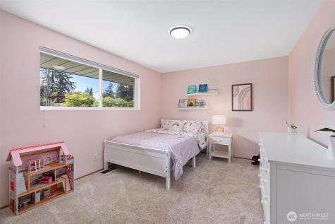 18012 1st Avenue NW Shoreline WA 98177