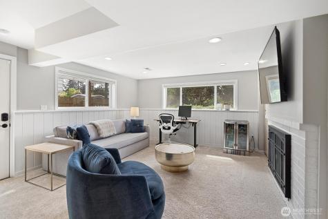 18012 1st Avenue NW Shoreline WA 98177