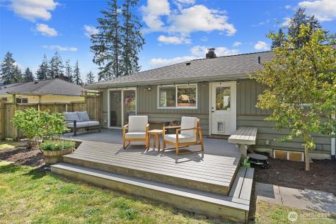 18012 1st Avenue NW Shoreline WA 98177