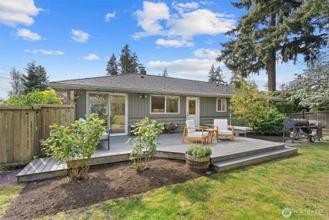 18012 1st Avenue NW Shoreline WA 98177