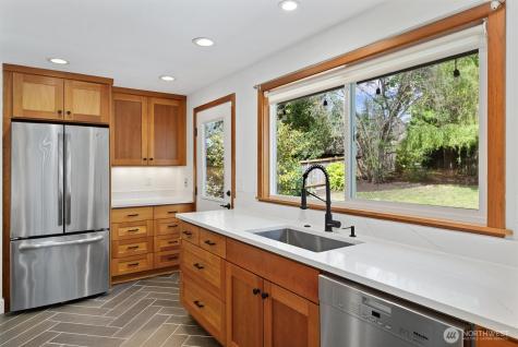 18012 1st Avenue NW Shoreline WA 98177