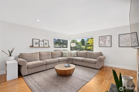 18012 1st Avenue NW Shoreline WA 98177
