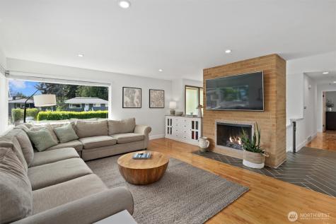 18012 1st Avenue NW Shoreline WA 98177