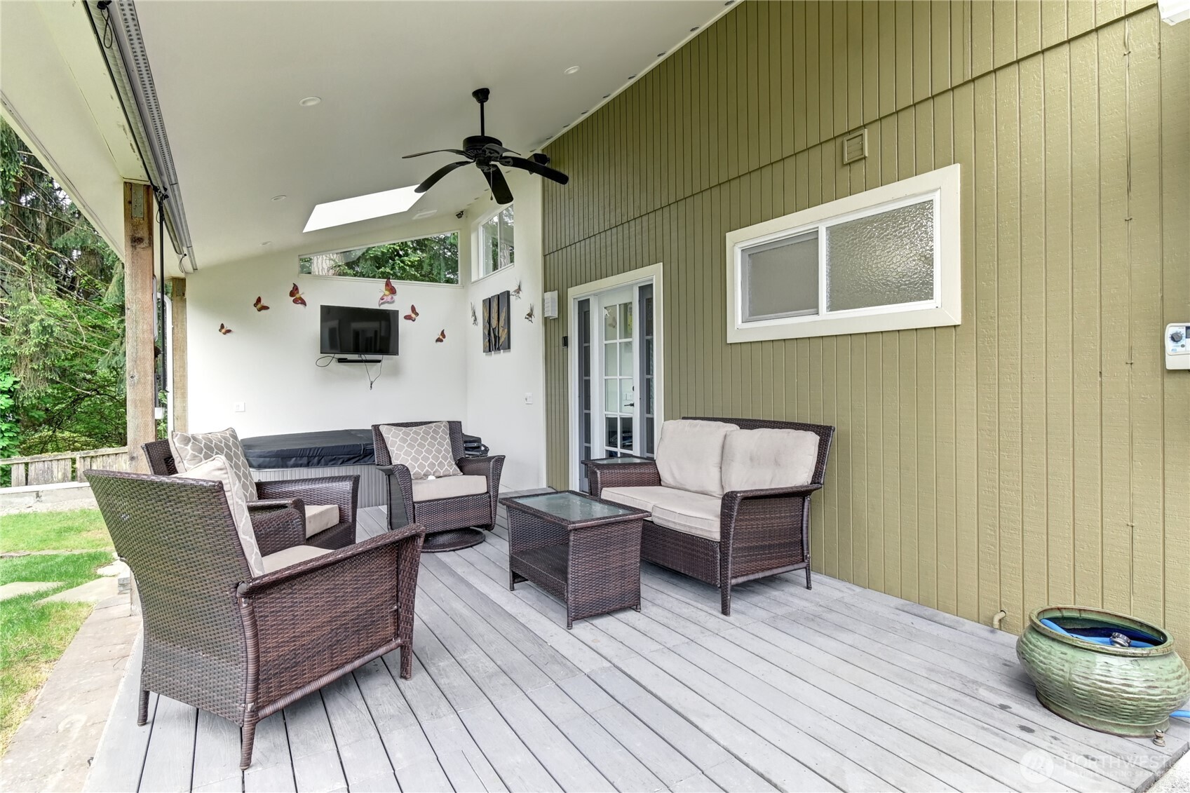 23717 49th Drive SE Woodinville WA 98072