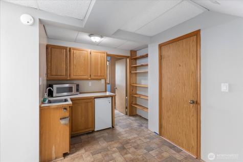 22003 117th Avenue SE Kent WA 98031