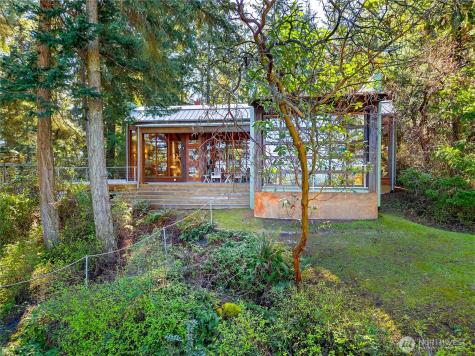 7457 Holiday Boulevard Anacortes WA 98221
