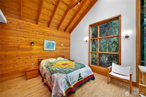 7457 Holiday Boulevard Anacortes WA 98221