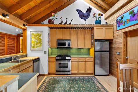 7457 Holiday Boulevard Anacortes WA 98221