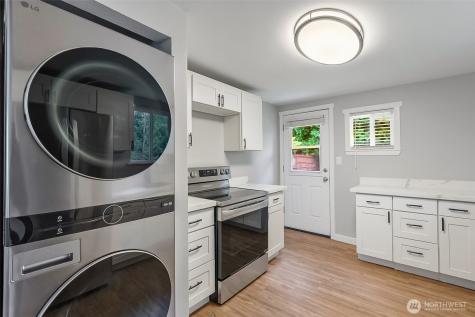 726 109th Street SE Everett WA 98208