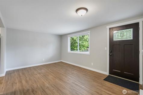 726 109th Street SE Everett WA 98208