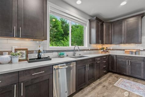 18231 3rd Drive SE Bothell WA 98012