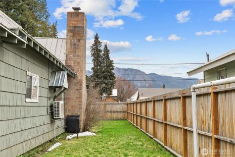 115 E Third Street Cle Elum WA 98922