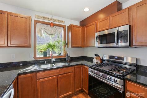 6025 S Verde Street Tacoma WA 98409