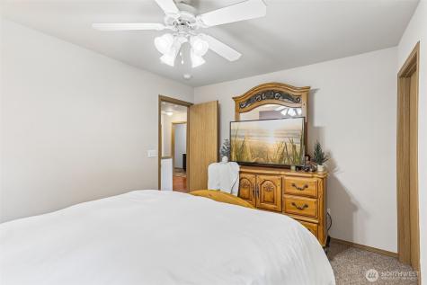 18630 94th Avenue Court E Puyallup WA 98375