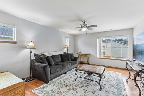 18630 94th Avenue Court E Puyallup WA 98375