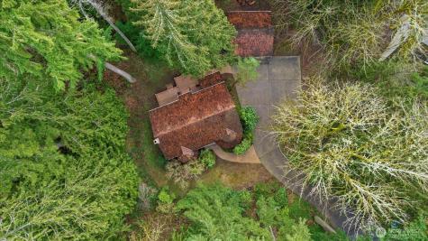 119 Louis Thompson Sammamish WA 98074