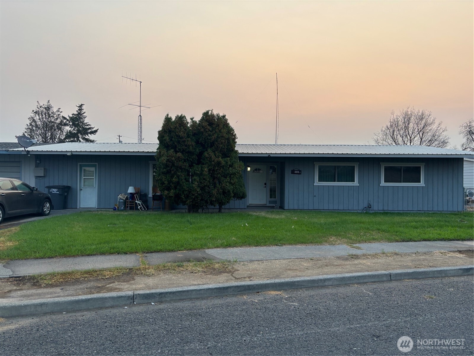9008 Bong Loop Moses Lake WA 98837