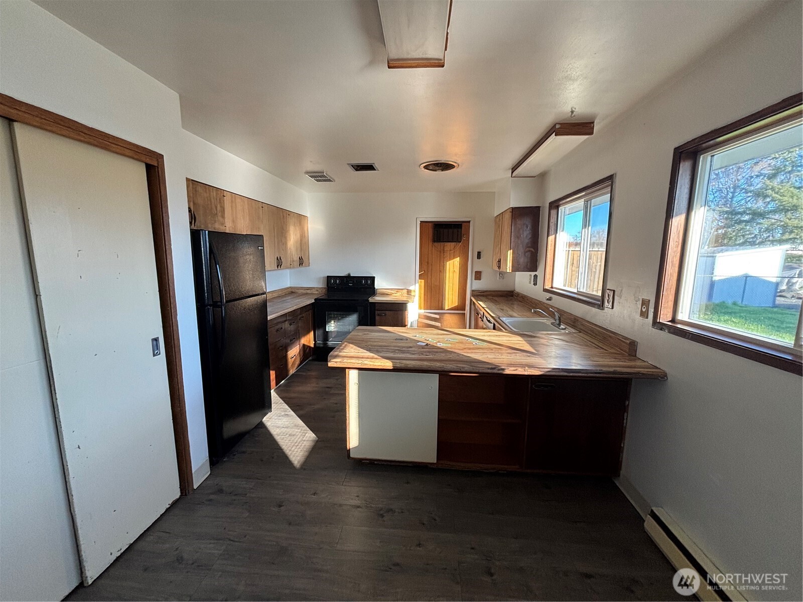 9008 Bong Loop Moses Lake WA 98837
