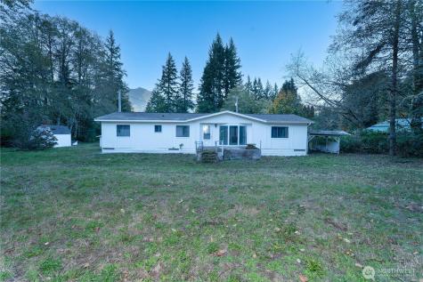 37402 State Route 530 NE Arlington WA 98223