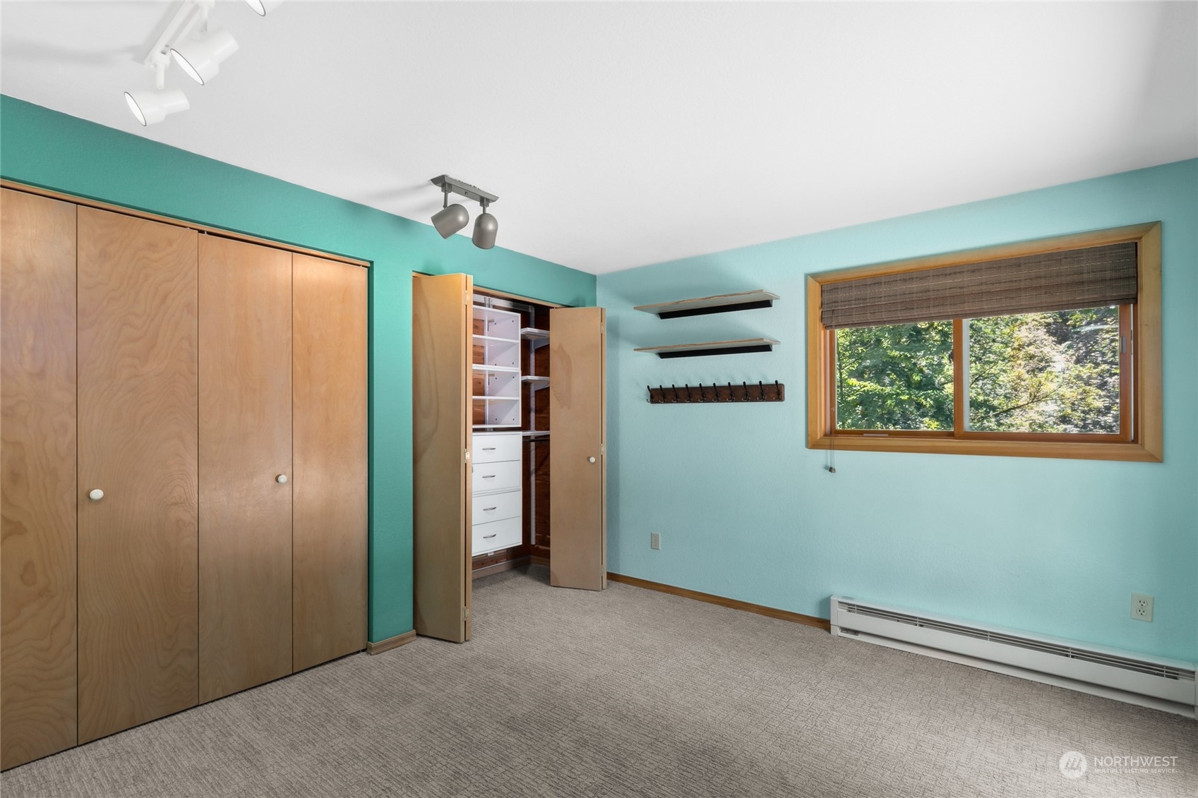 16802 6th Avenue SW Normandy Park WA 98166